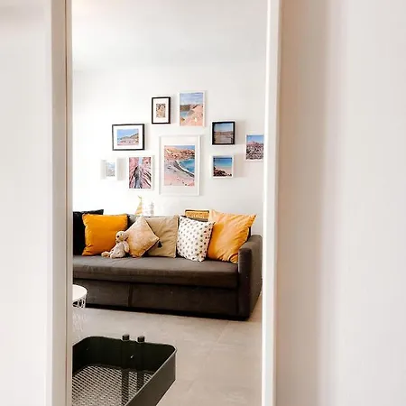 Maelle Apartment *